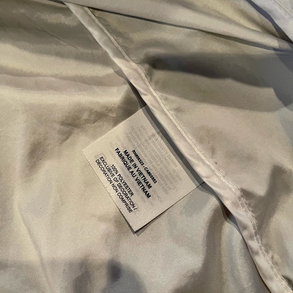 Nike Women's Hyper Femme Crop Windrunner White  XL - Picture 10 of 10